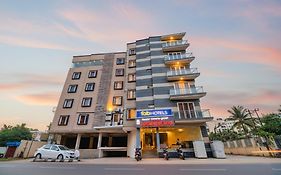 Fabhotel Rotano Grand